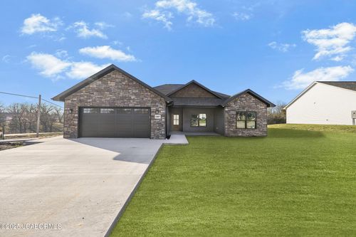 10897 Country Aire Meadows Ct, Holts Summit, MO, 65043-1729 | Card Image