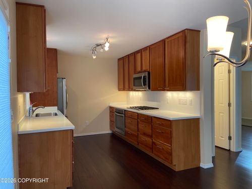 710 W 14th Ave, Anchorage, AK, 99501-5046 | Card Image