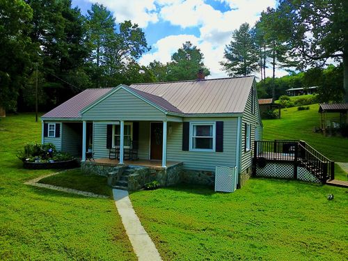 2618 Scenic Rd, Fries, VA, 24330-4425 | Card Image