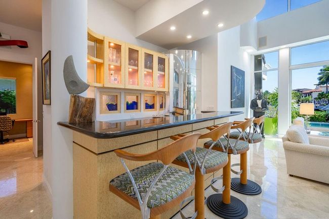 2551 Ne 31 St Ct, House other with 4 bedrooms, 6 bathrooms and null parking in Lighthouse Point FL | Image 13