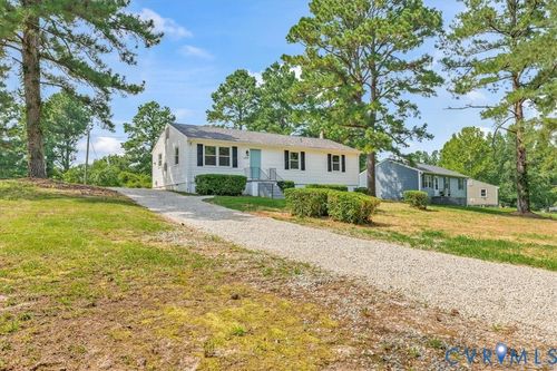 15802 Allen Dr, Dinwiddie, VA, 23841-3422 | Card Image