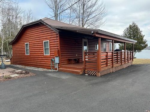 28 Valentine Lane, Dexter, ME, 04930 | Card Image