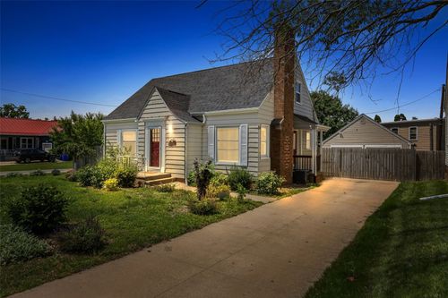 1001 25th St Se, Cedar Rapids, IA, 52403-3409 | Card Image