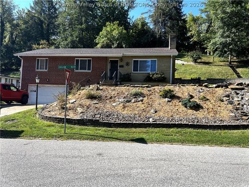 1517 Enslow Blvd, Huntington, WV, 25701-4907 | Card Image