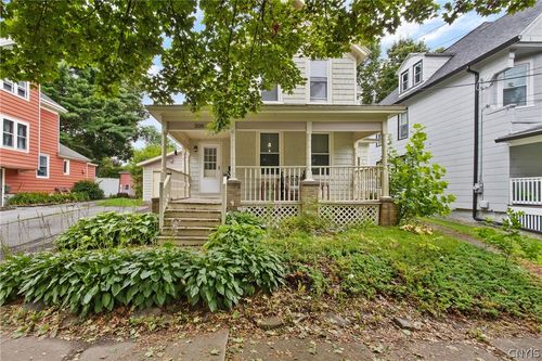 209 E 7th St, Oswego, NY, 13126-3232 | Card Image