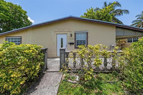 2130 Acapulco Dr, Miramar, FL, 33023-3602 | Card Image