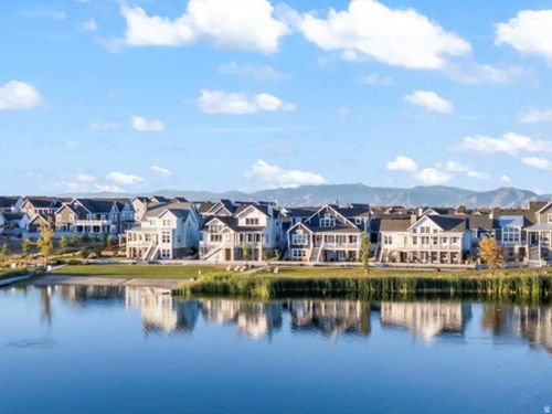 6707 W Lake Ave, South Jordan, UT, 84009-1676 | Card Image