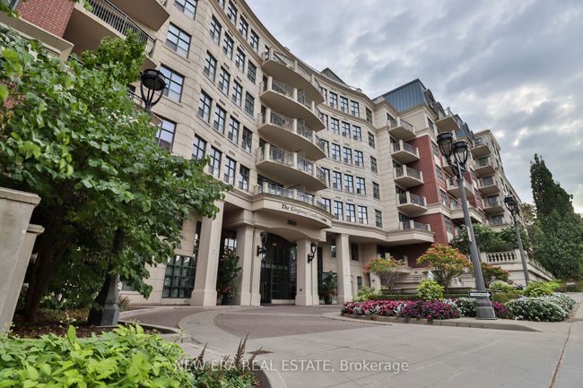 PH1 - 2855 Bloor St W, Condo with 2 bedrooms, 3 bathrooms and 2 parking in Etobicoke ON | Image 1