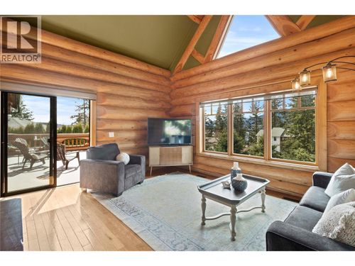 3667 Braelyn Rd, Tappen, BC, V0E2X1 | Card Image