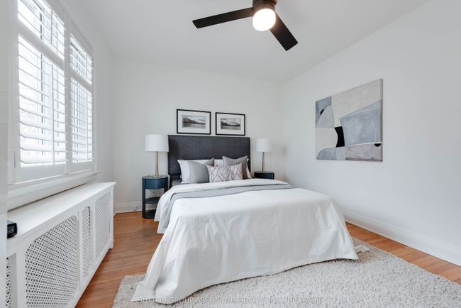 542 Atlas Ave, House other with 3 bedrooms, 2 bathrooms and 2 parking in York ON | Image 17