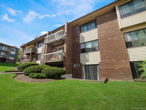 202 Country Club Lane, Haverstraw, NY, 10970 | Card Image