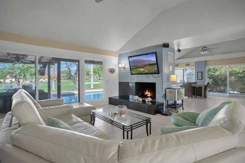 43761 Port Maria Rd, Bermuda Dunes, CA, 92203-1637 | Card Image