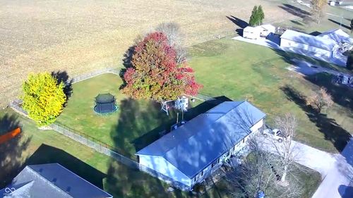 104 S Fordice St, Russellville, IN, 46175-9406 | Card Image