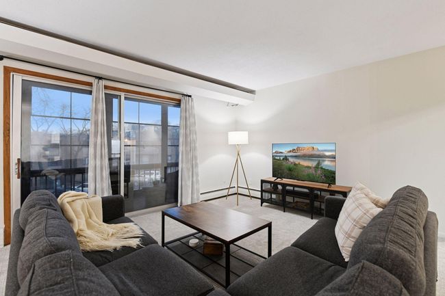 IMMEDIATE OCCUPANCY IS AVAILABLE. | Image 22