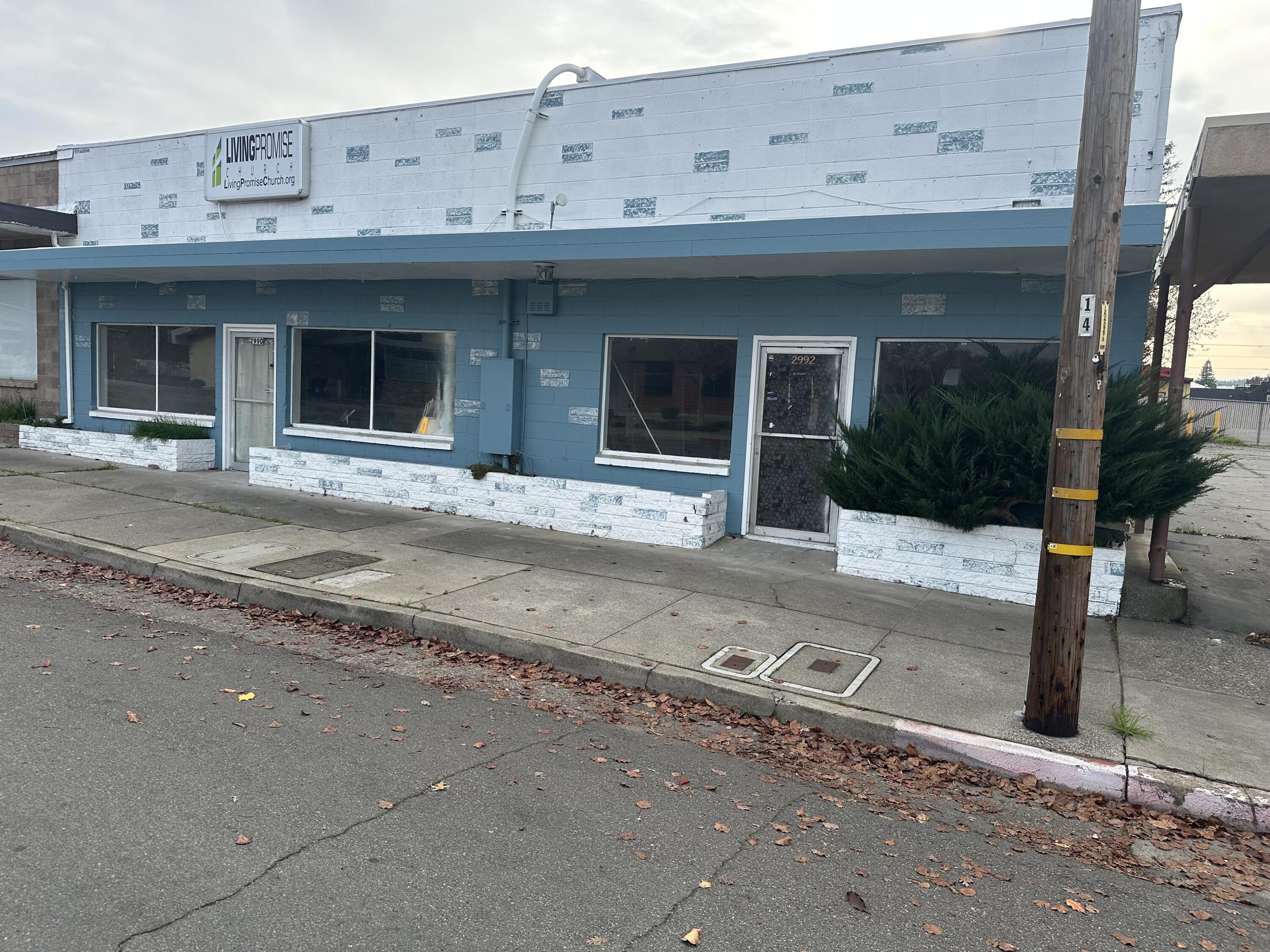 2992 East St, Anderson, CA 96007