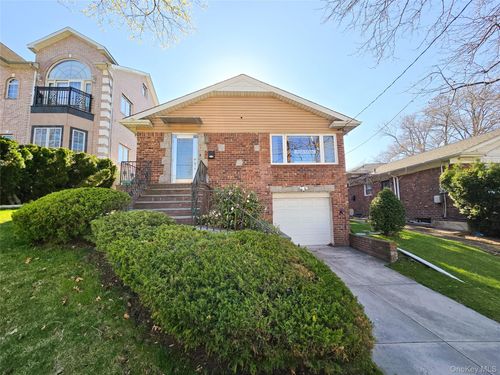 6408 213th St, Oakland Gardens, NY, 11364-2129 | Card Image