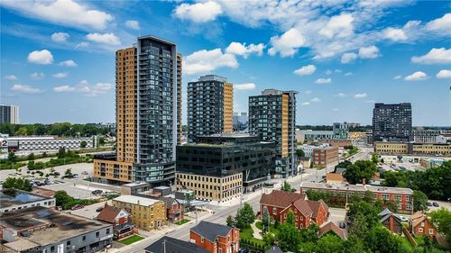 607-100 Garment St, Kitchener, ON, N2G0C3 | Card Image
