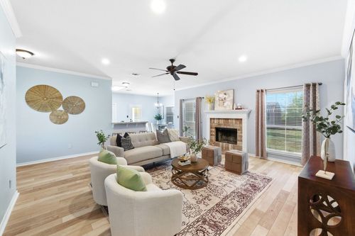 119 Brazos Dr, Hutto, TX, 78634-4437 | Card Image