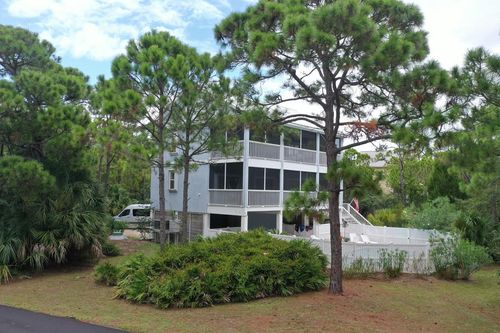 1800 Denise Ct, Saint George Island, FL, 32328 | Card Image