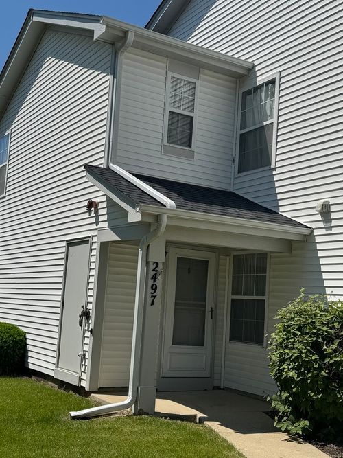 2497 Frost Dr, Aurora, IL, 60503-5763 | Card Image