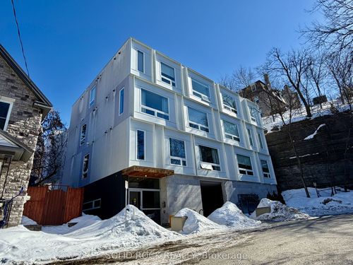 204-22 Perkins St, Ottawa, ON, K1R7G5 | Card Image