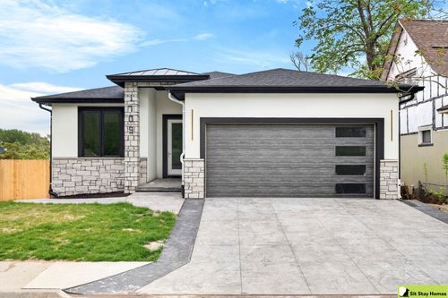 1709 S 28th St, Omaha, NE, 68105-2626 | Card Image