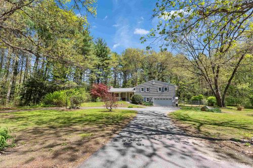 145 Hillcrest Rd, Litchfield, NH, 03052-2308 | Card Image