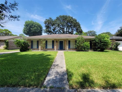 9322 Fairdale Ln, Houston, TX, 77063-3910 | Card Image