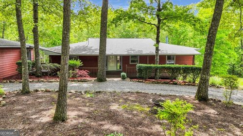805 Quail Cove Cir, Warne, NC, 28909-8603 | Card Image
