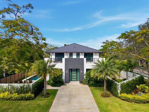 2103 Bayview Dr, Fort Lauderdale, FL, 33305-3642 | Card Image