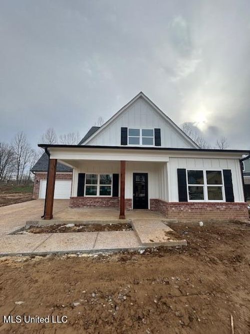 6099 Hickory Point Dr, Walls, MS, 38680 | Card Image