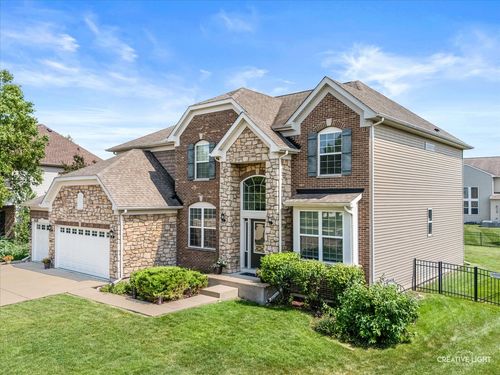 4135 Bedford Ln, Aurora, IL, 60504-8429 | Card Image