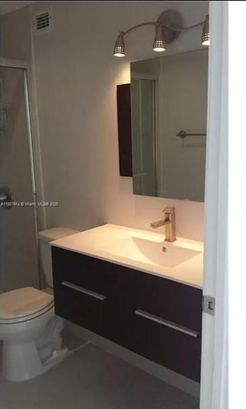 apt-1004-400 Kings Point Dr, Sunny Isles Beach, FL, 33160-4736 | Card Image