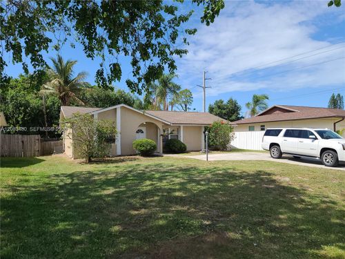 3013 Se Bamboo St, Stuart, FL, 34997 | Card Image