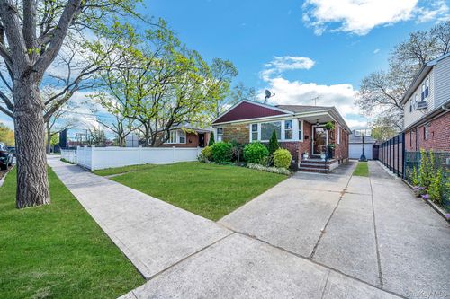 26016 80th Avenue, New York, NY, 11004 | Card Image