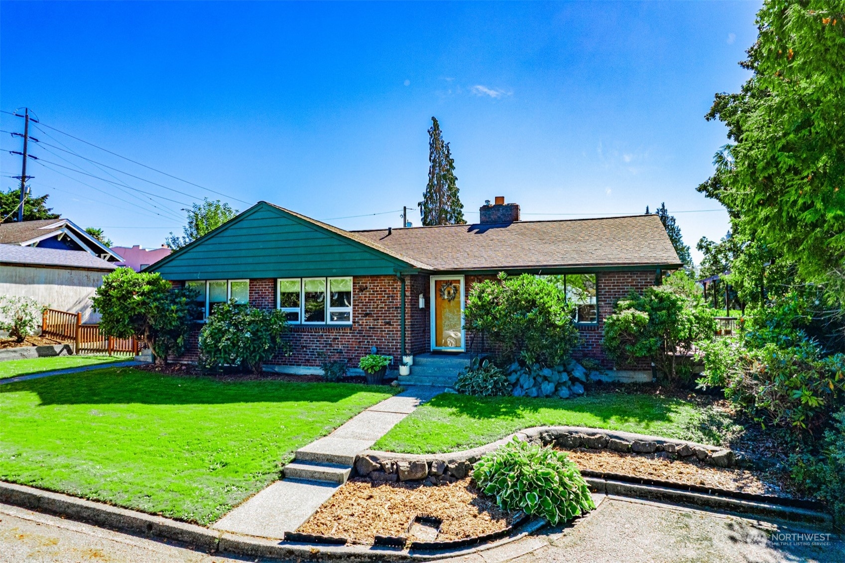 8th St, Tacoma, WA 98406