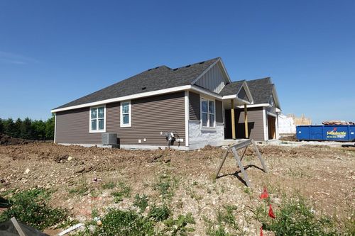 1302 Lynn Circle, Oconomowoc, WI, 53066 | Card Image