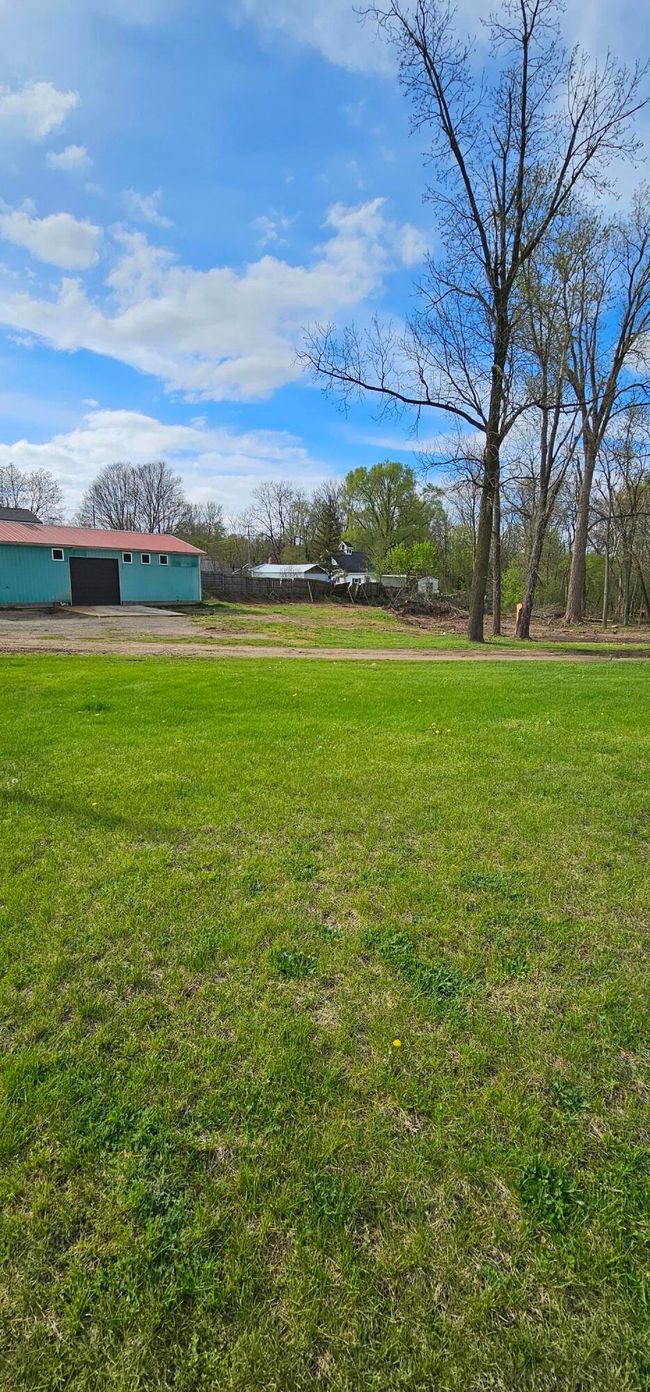 305 E Michigan Ave, Home with 0 bedrooms, 1 bathrooms and null parking in Augusta MI | Image 6