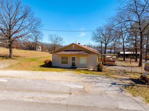 105 Chamblee Dr, Southside, AR, 72501-8027 | Card Image