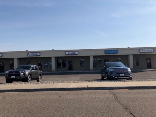 6855 W Clearwater Ave, Kennewick, WA, 99336-5011 | Card Image