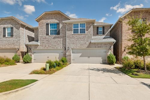 533 Hutchinson Ln, Lewisville, TX, 75077-3391 | Card Image