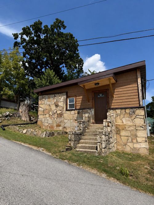 130 Lotus, Rockaway Beach, MO, 65740-9151 | Card Image