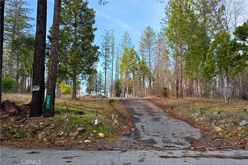 35 Sugar Pine Dr, Berry Creek, CA, 95916-9737 | Card Image