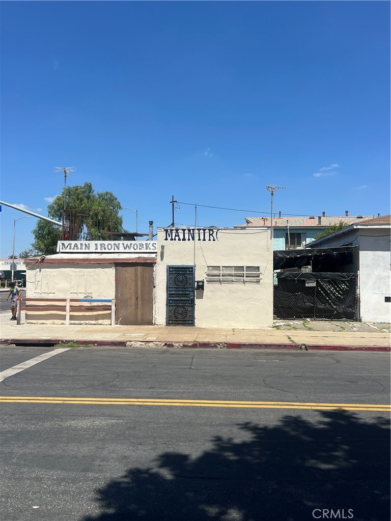Residential Income in Los Angeles