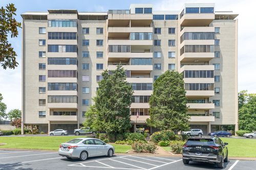 apt-93-105 Leake Ave, Nashville, TN, 37205-3742 | Card Image