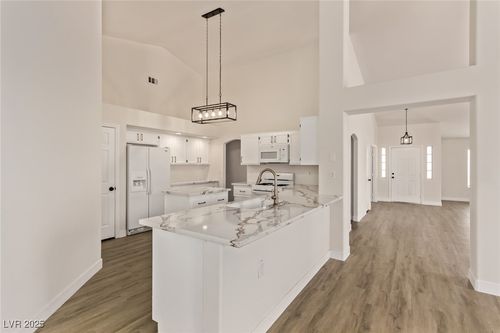 2214 Akamine Ave, North Las Vegas, NV, 89031-0611 | Card Image