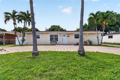 3550 Hunt Rd, Palm Springs, FL, 33461-3528 | Card Image