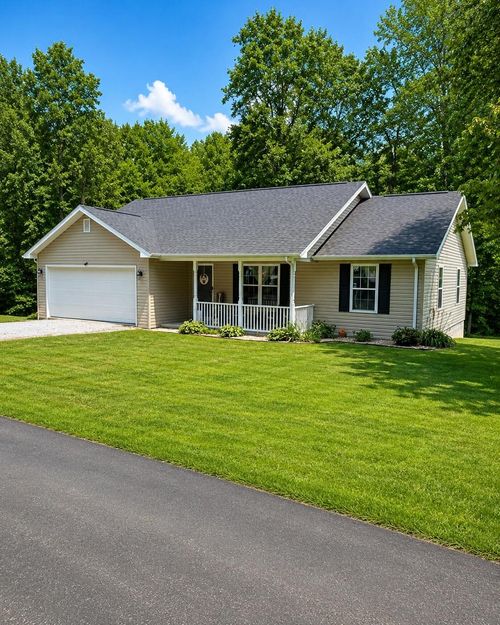 364 Autumn Dr, Russell Springs, KY, 42642-7425 | Card Image