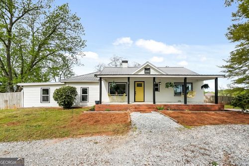 1015 Sid Hunter Rd, SENOIA, GA, 30276-2668 | Card Image