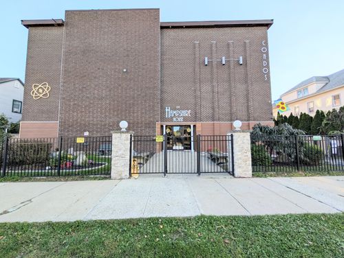 apt-203-393 Laurel Ave, Bridgeport, CT, 06605-1107 | Card Image